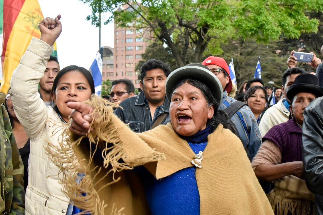 After Claiming Election Win, Bolivian Socialist President Threatens to Block Cities
