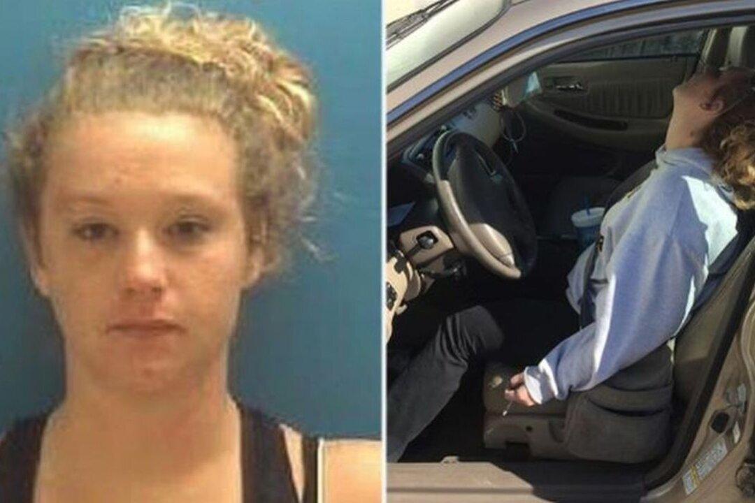 Mom in Viral Overdose Photo Says She Has Been Sober for 3 Years