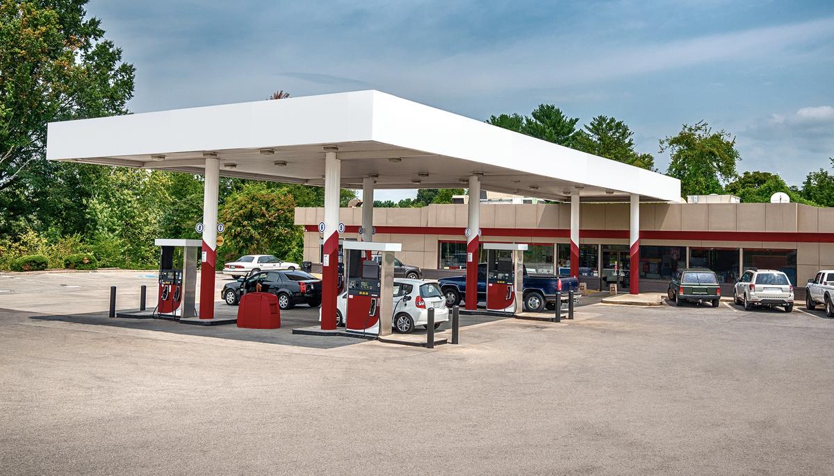 Gas Prices Fall Below $2 per Gallon on Average in the US