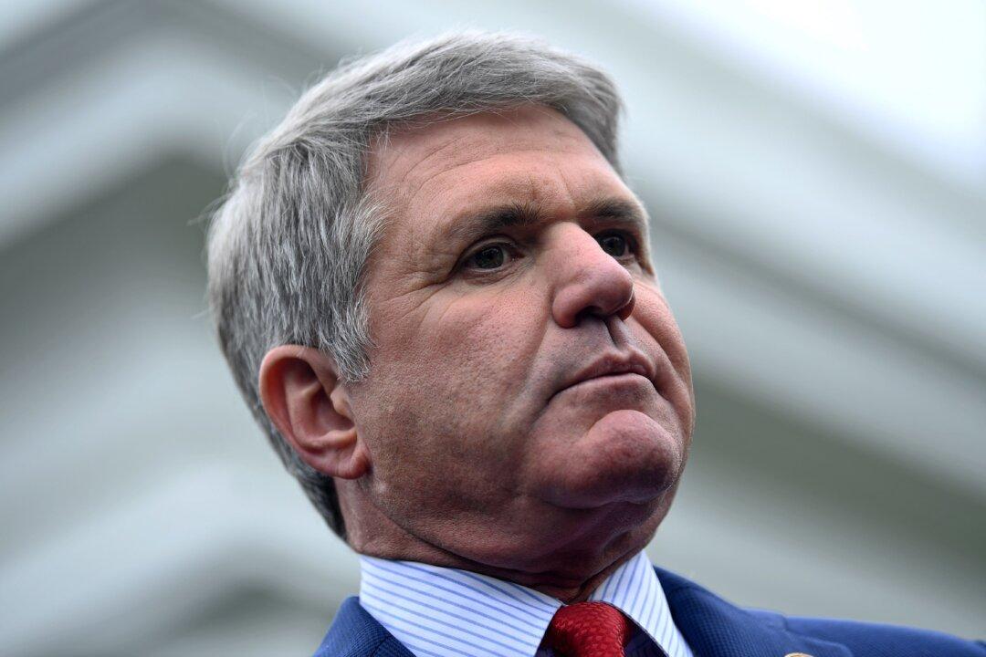 Rulemaking on China Buying Advanced US Tech Needs Urgent Action, Lawmaker Says