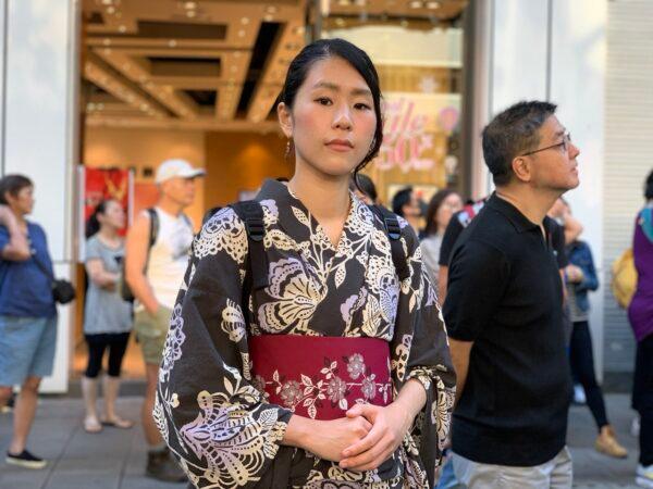 Japanese model Suzuko Hirano at the music rally in Tsim Sha Tsui, Hong Kong, on Nov. 2, 2019. (Julia Ye/The Epoch Times)