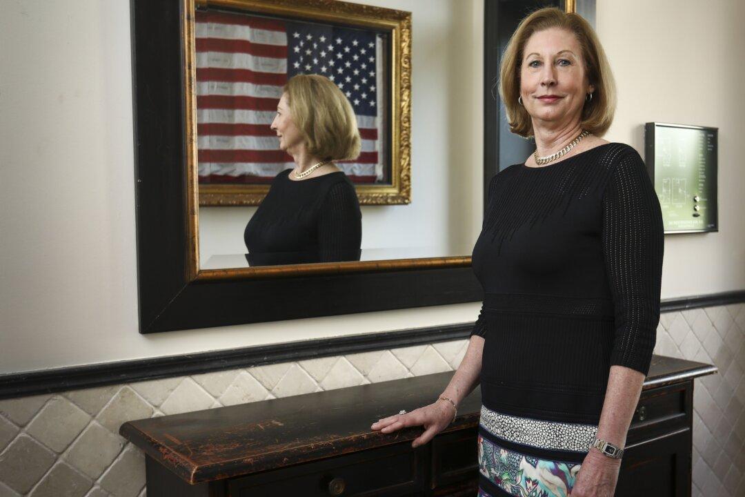 Trump Adds Sidney Powell to Election Legal Effort