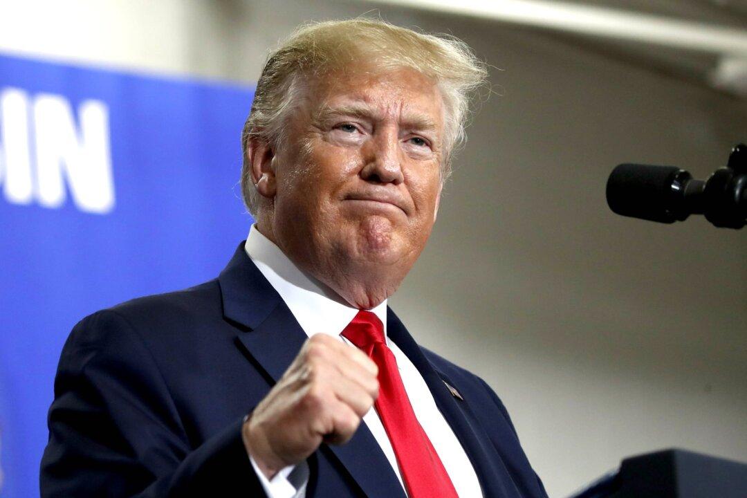 White House Releases Memo on Trump’s Health After Unannounced Walter Reed Visit