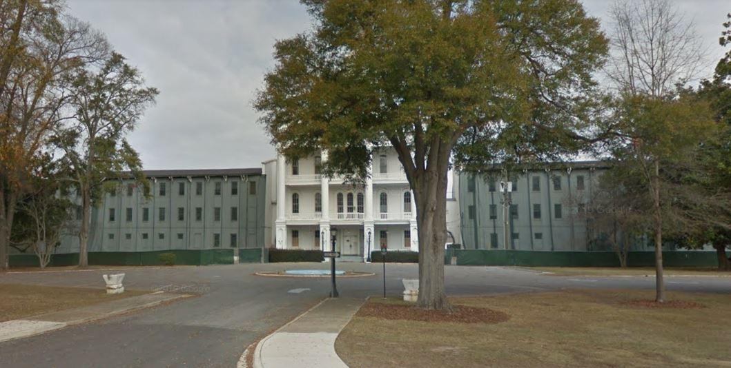 University of Alabama Denies It Will Punish Students Who Protest Against Trump