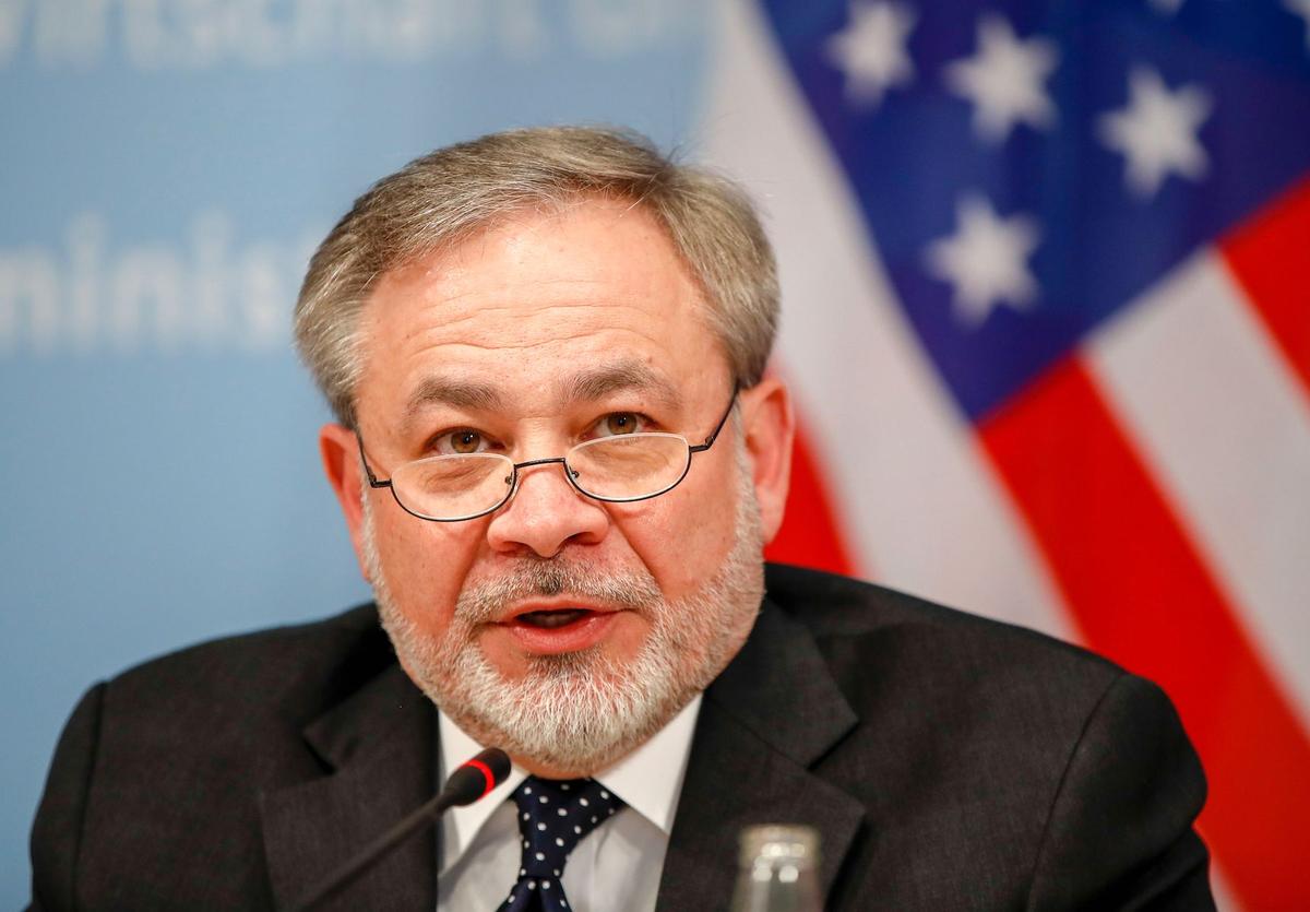 US Bans Utilities Supplying Defense Facilities From Buying Bulk-Power System Items From China