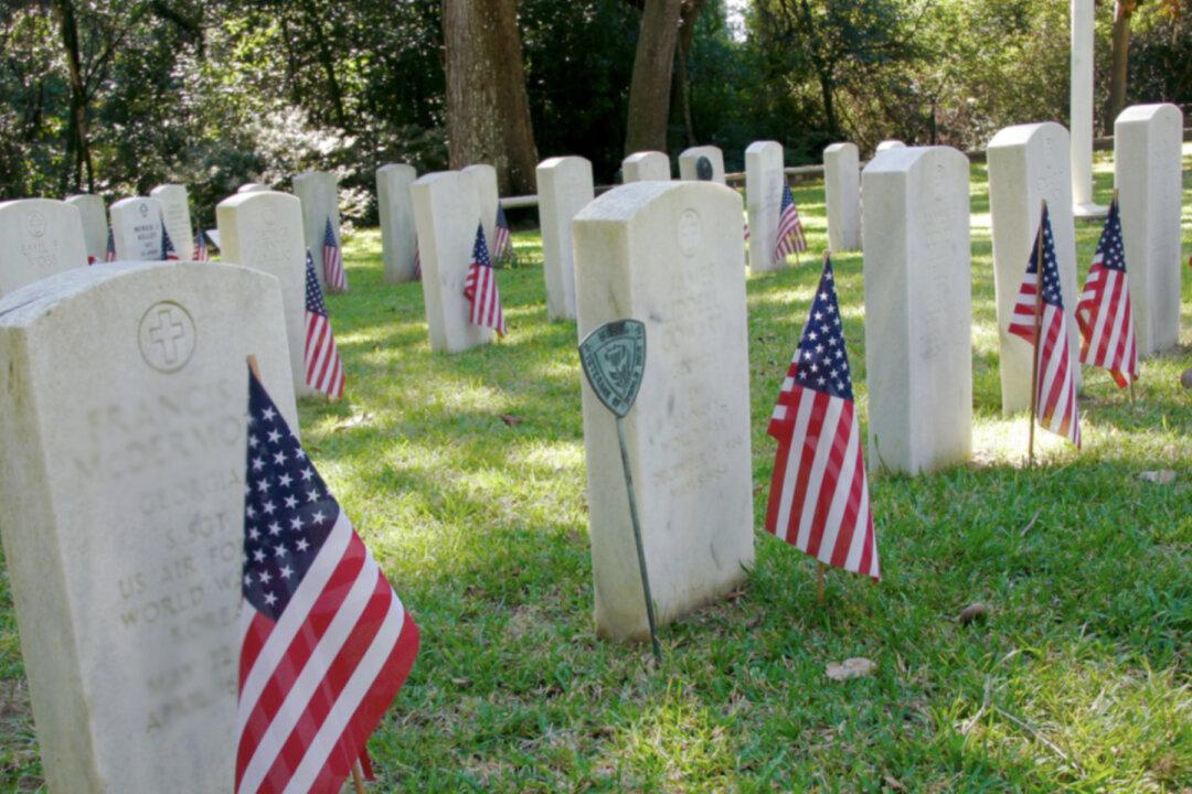 Boy Scout Promoted to ‘Eagle Scout’ for Restoring Civil War Soldiers’ Graves in Local Cemeteries