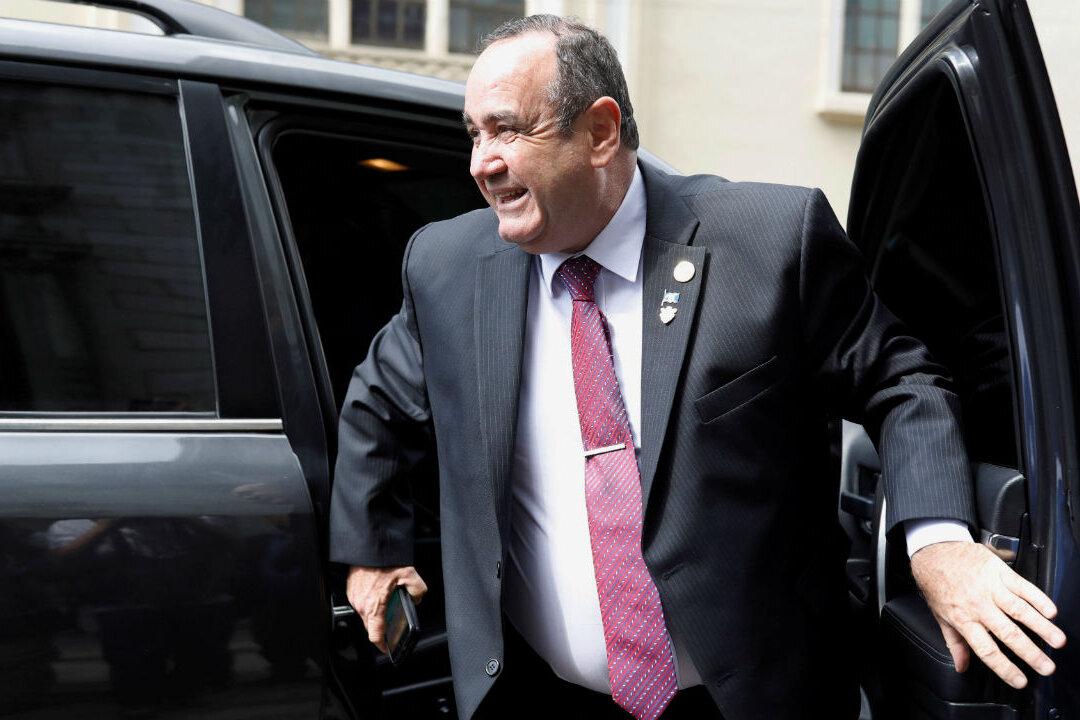 Guatemala’s Next President to Cut Ties With Maduro