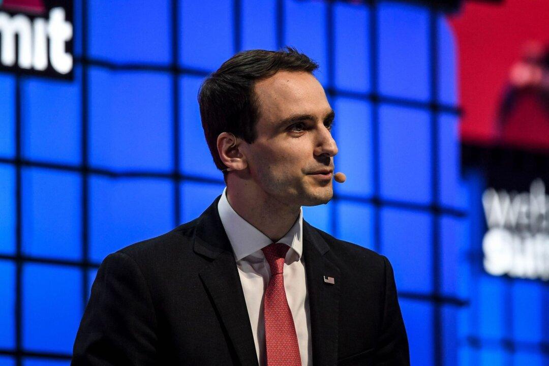 US Tech Chief Calls China ‘Advanced Authoritarian State,’ Warns Against Surveillance, Censorship