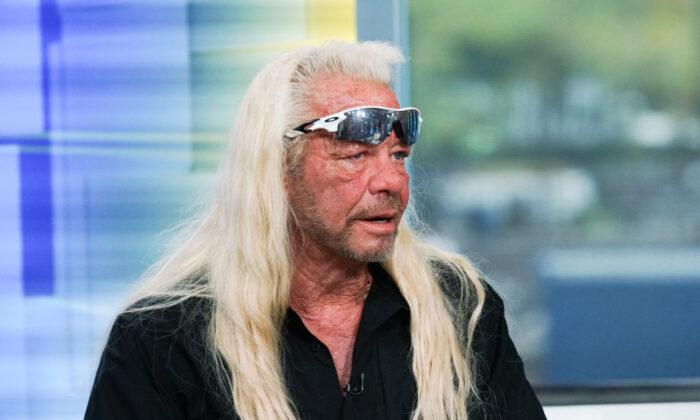 ‘Dog the Bounty Hunter’ Joins Search for Brian Laundrie, Knocks on Parents’ Door