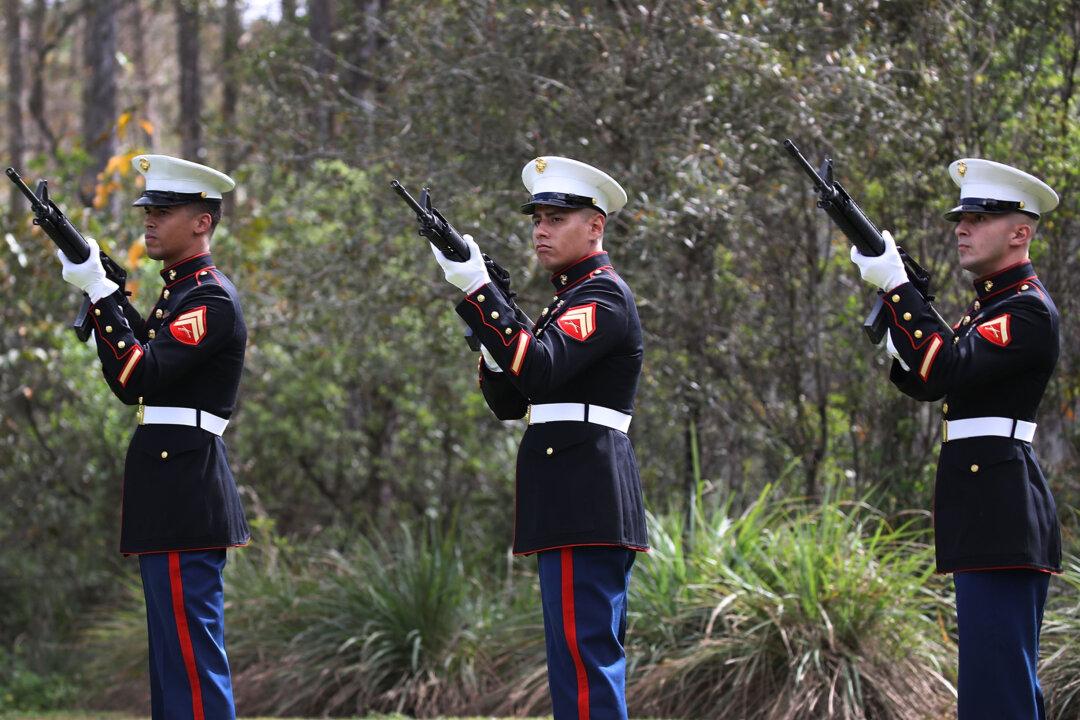 University Cancels 21-Gun Salute on Veterans Day