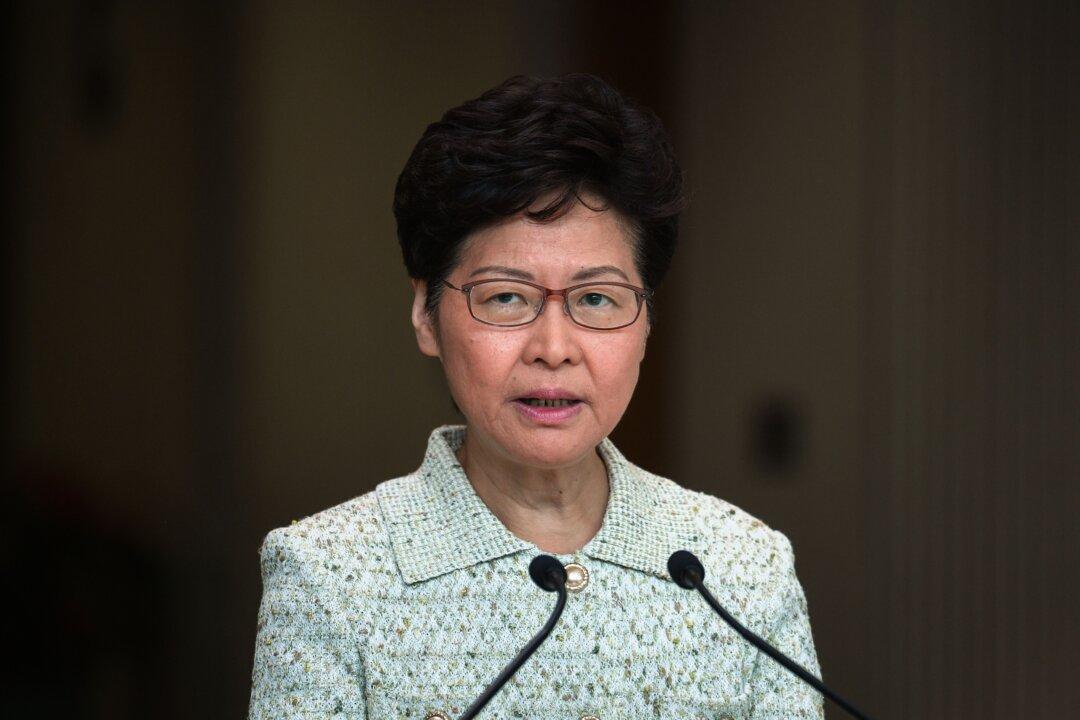 Hong Kong Leader Calls Protesters ‘Selfish’ Amid International Calls for Sincere Dialogue