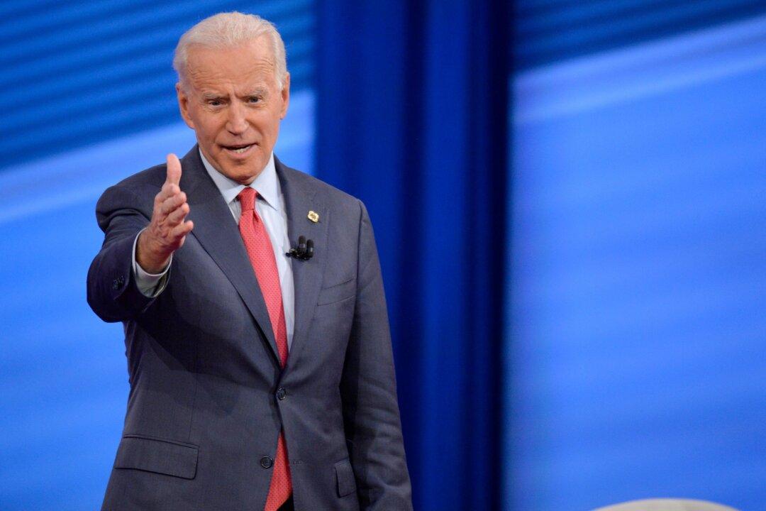 Biden ‘Not a Healthy Guy,’ Says Former Obama Doctor