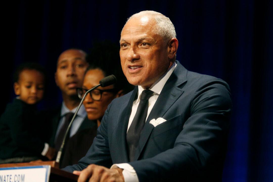Mike Espy to Run for Mississippi US Senate Seat, Setting up Rematch With Cindy Hyde-Smith
