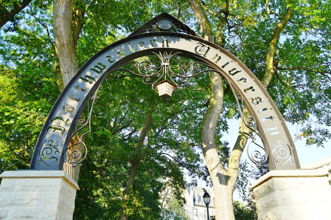 Student Journalists Apologize for Taking Photos of Protesters on Campus