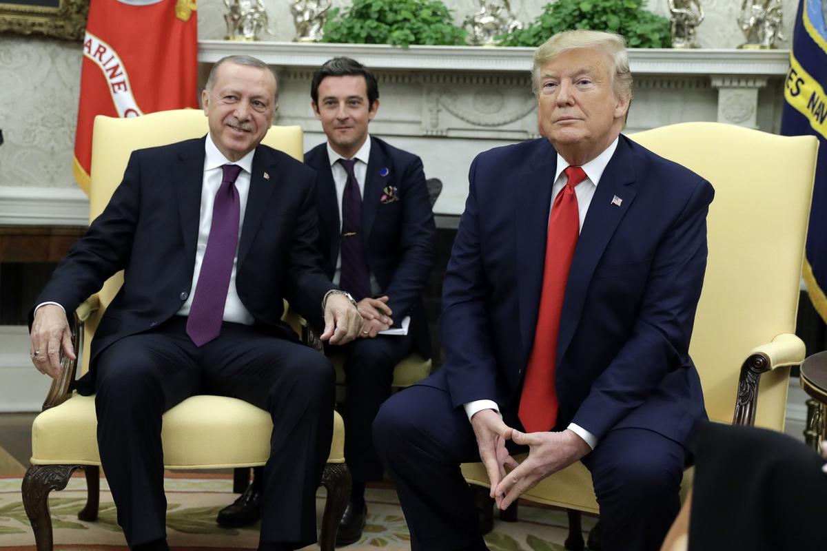 Trump Meets Turkish President Erdogan, Stresses Common Ground on ISIS, Trade