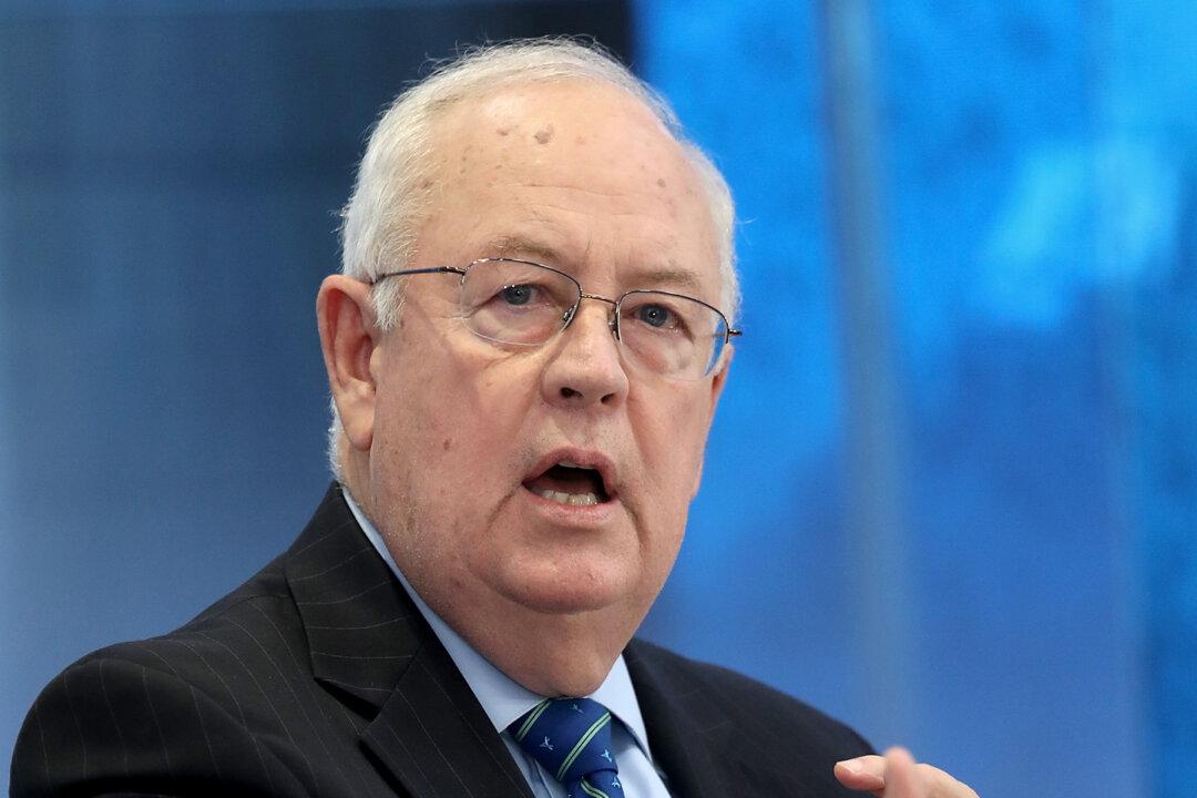 Ken Starr, Former Clinton Prosecutor, Says Impeachment Efforts Lack a Star Witness