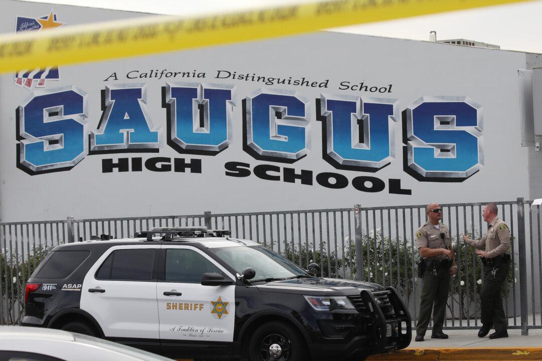 Santa Clarita High School Shooter Dies, Two Victims Identified