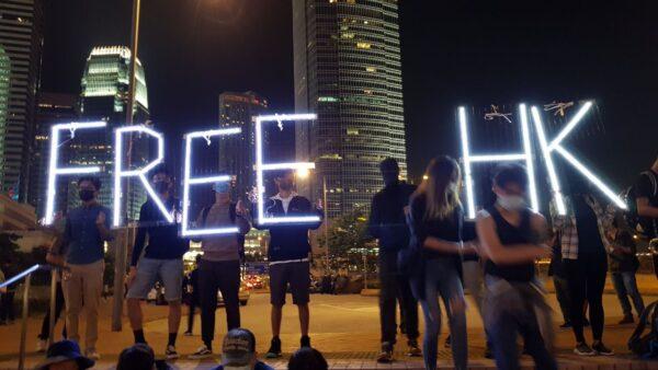 Protesters hold rally at Edinburg Place in Hong Kong, on Nov. 17, 2019. (Rona Rui/The Epoch Times)