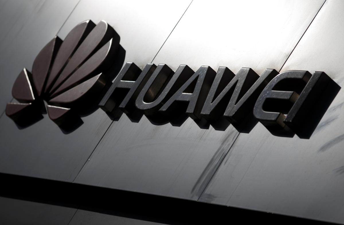 Senators Urge President Trump to Assess Huawei’s Security Risk to US