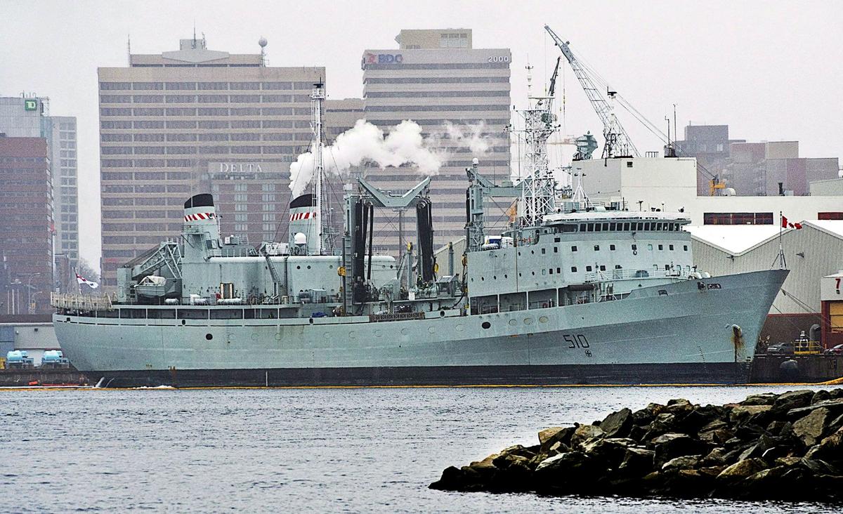 Military Procurement: What the New Cabinet Can Learn From Australia