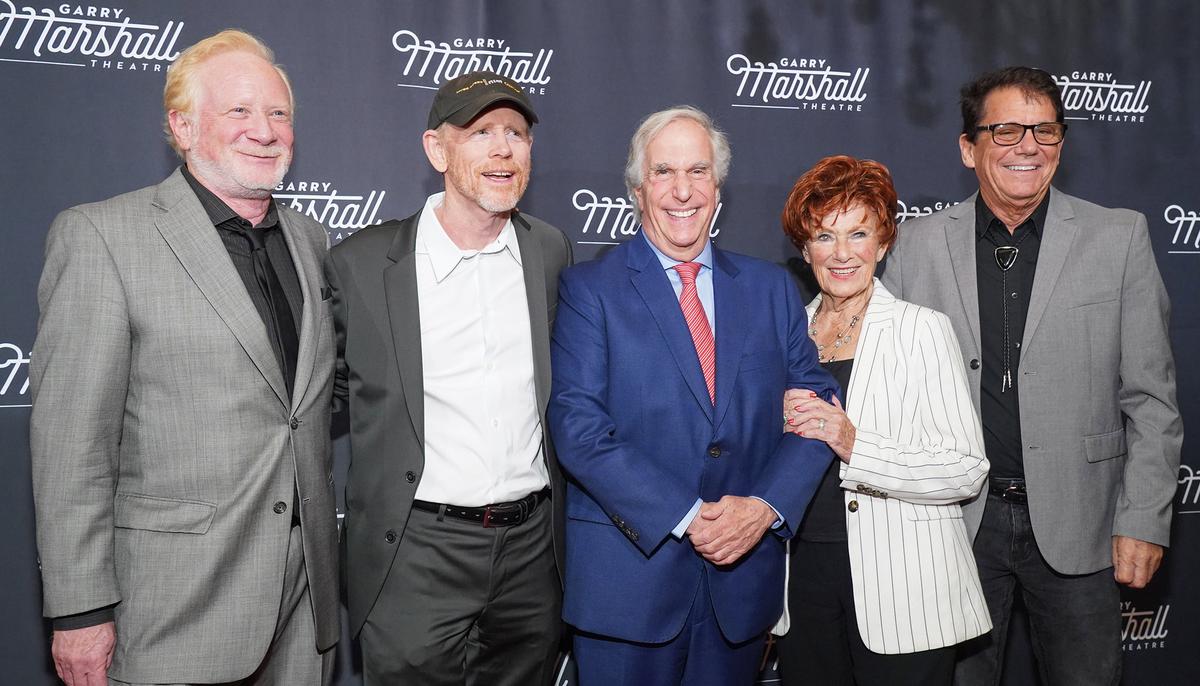 Cast of ‘Happy Days’ Reunite and Reminisce 35 Years After Wrapping Up the Show