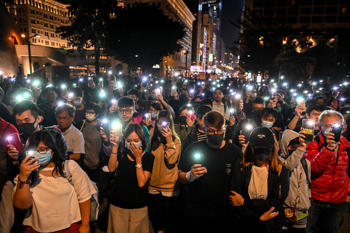 Senate Unanimously Passes Hong Kong Bills