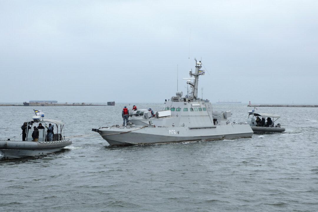 Ukraine Says Russia Returned Ships in Bad Condition