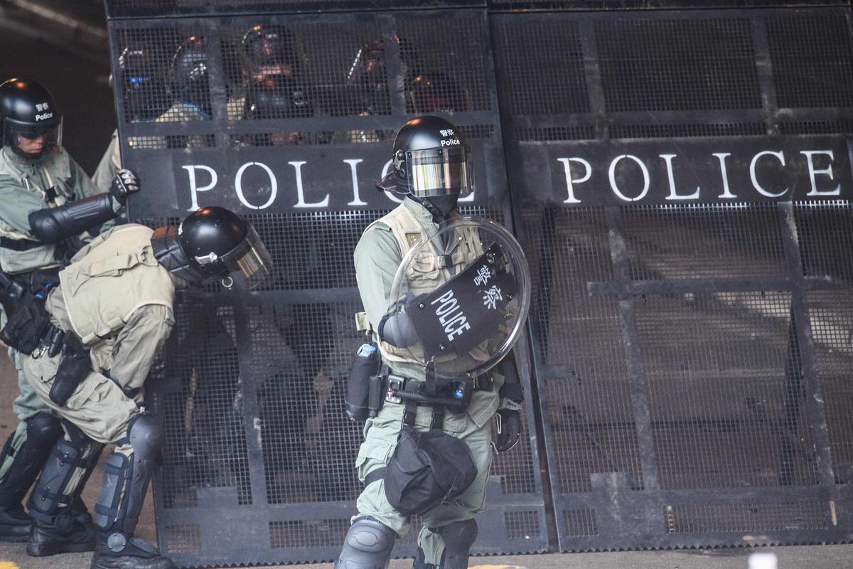 Democracy Group ‘Shocked’ That Hong Kong Cops Were Granted Visas to Attend Police Games in Winnipeg