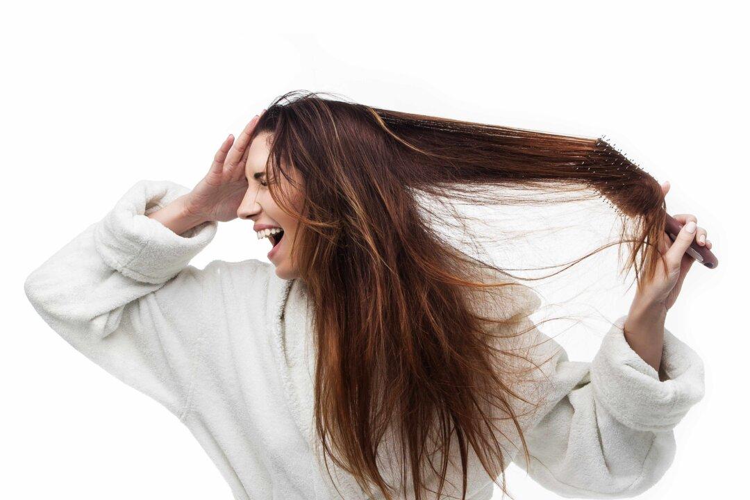 Migraine Increases Risk of Severe Skin Sensitivity