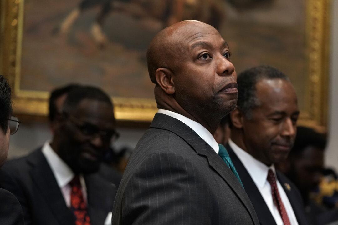 Trump ‘Seems to be Innocent,’ Senate Won’t Convict Him If House Impeaches: Senator