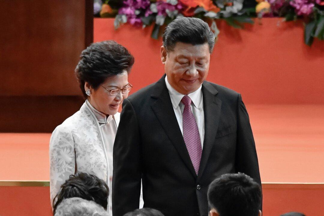 Beijing Sets Up Crisis Center in Mainland to Deal with Hong Kong Protests: Report