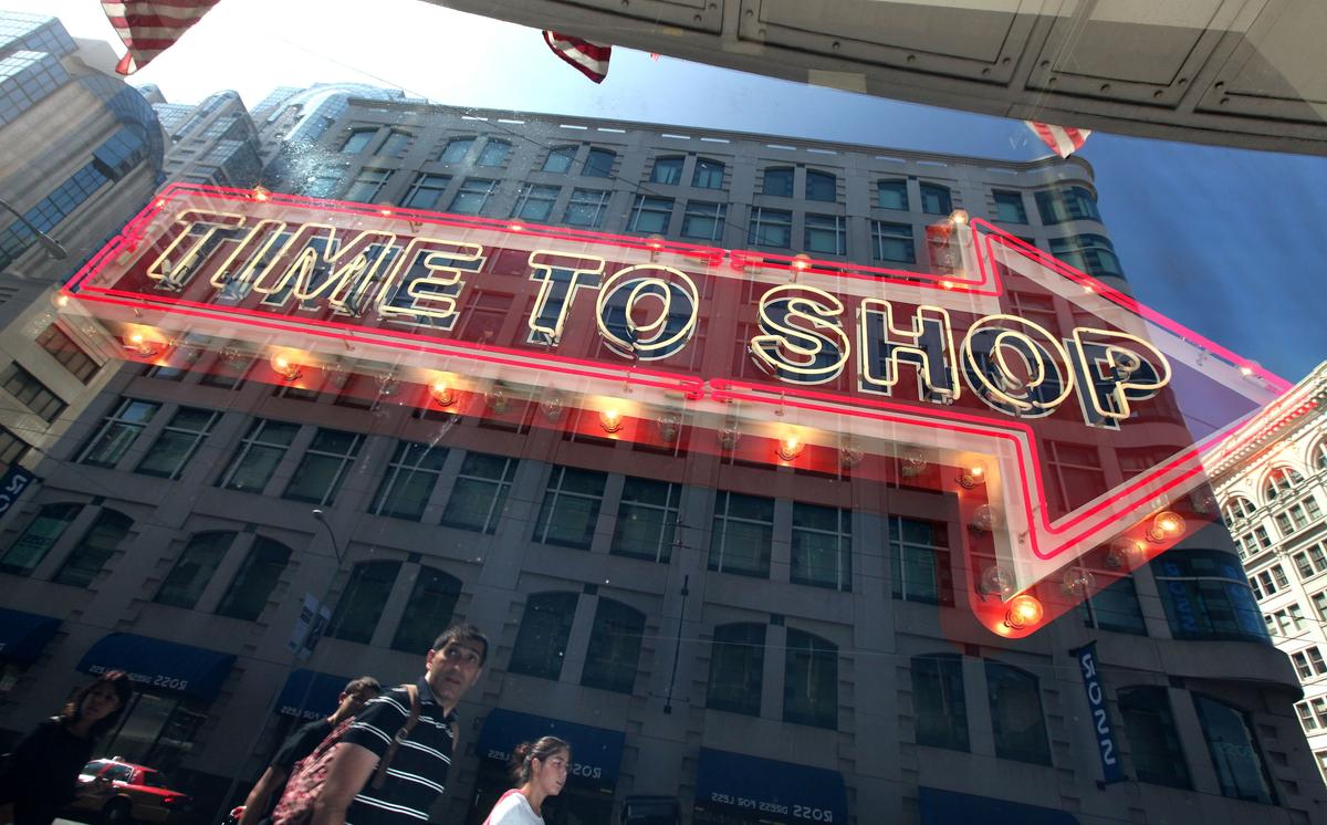 US Consumer Sentiment Makes Surprise Rebound in June