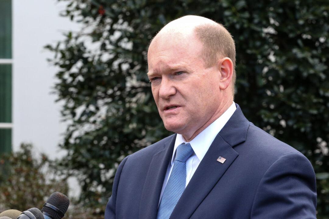 Chris Coons Defeats Challenger in Democratic US Senate Primary