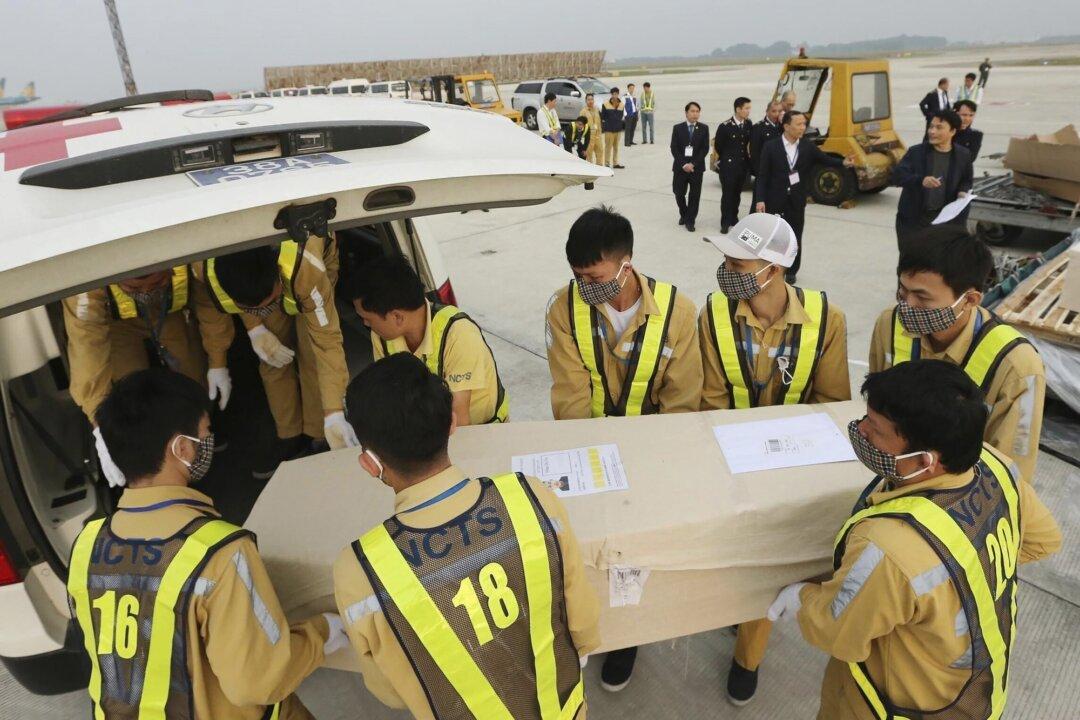 Bodies of Victims Found in UK Truck Repatriated to Vietnam