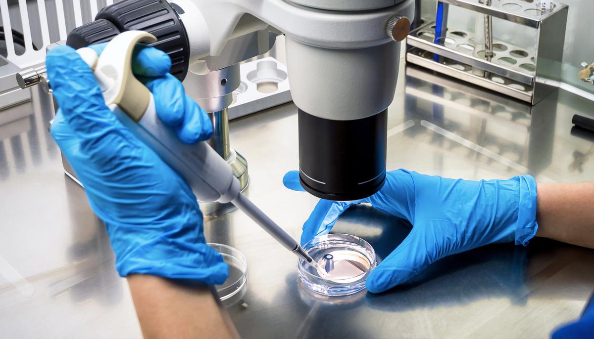 California Researcher Invents a Virus That Can Kill Cancer Cells and Boost Immune System