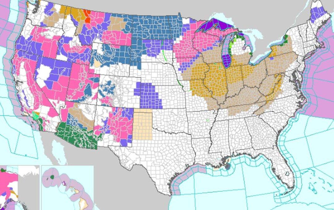 ‘Bomb Cyclone’ Makes Its Way Across the US, Hundreds of Flights Canceled