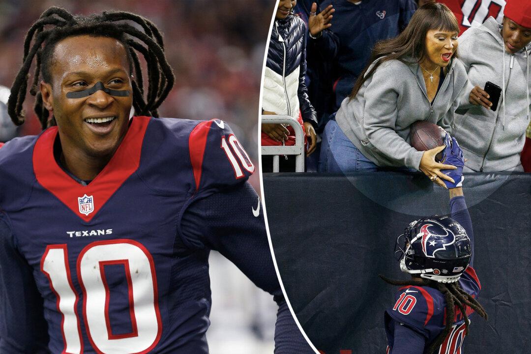 NFL Star DeAndre Hopkins Gives Touchdown Ball to His Mother Blinded by Acid Attack