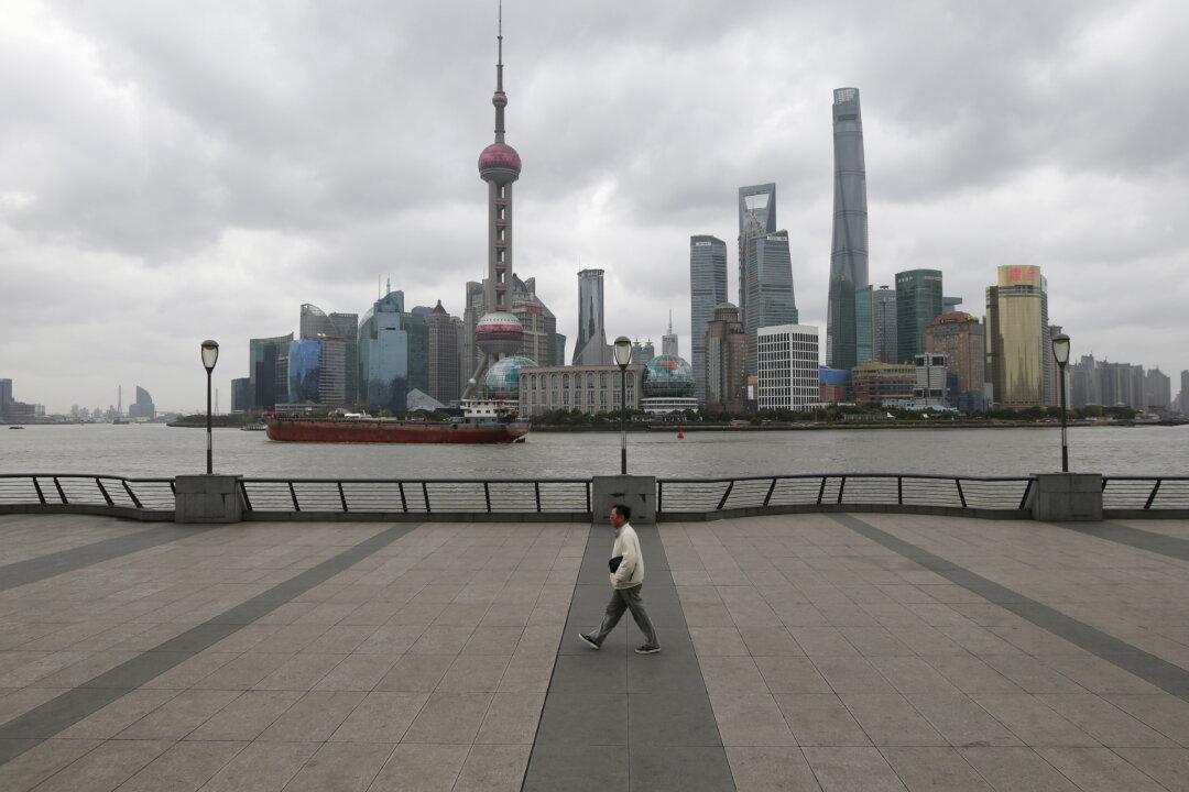 Beijing’s Strong Regulation Can’t Stop Chinese Capital Outflow; US Ultimately Benefits