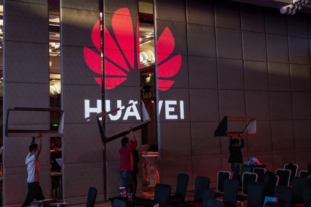 US Warns UK Against Allowing Huawei Into 5G Networks