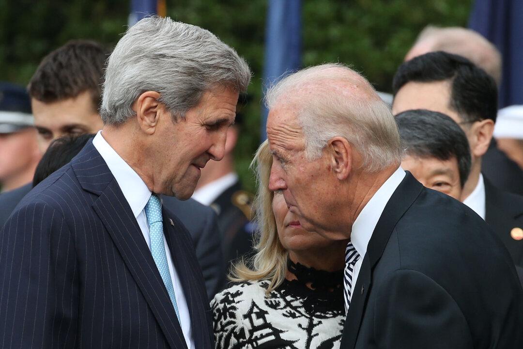 John Kerry Says He Wasn’t Aware of Hunter Biden’s Burisma Work in Ukraine