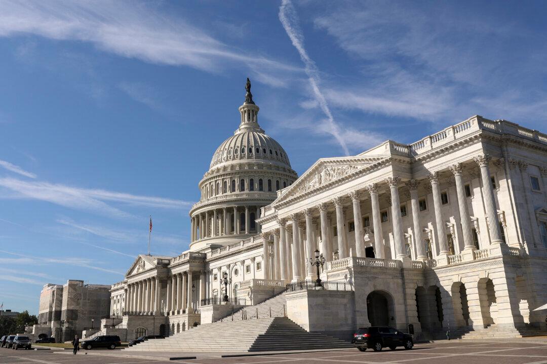 Congress Passes Biggest Retirement System Overhaul in 13 Years