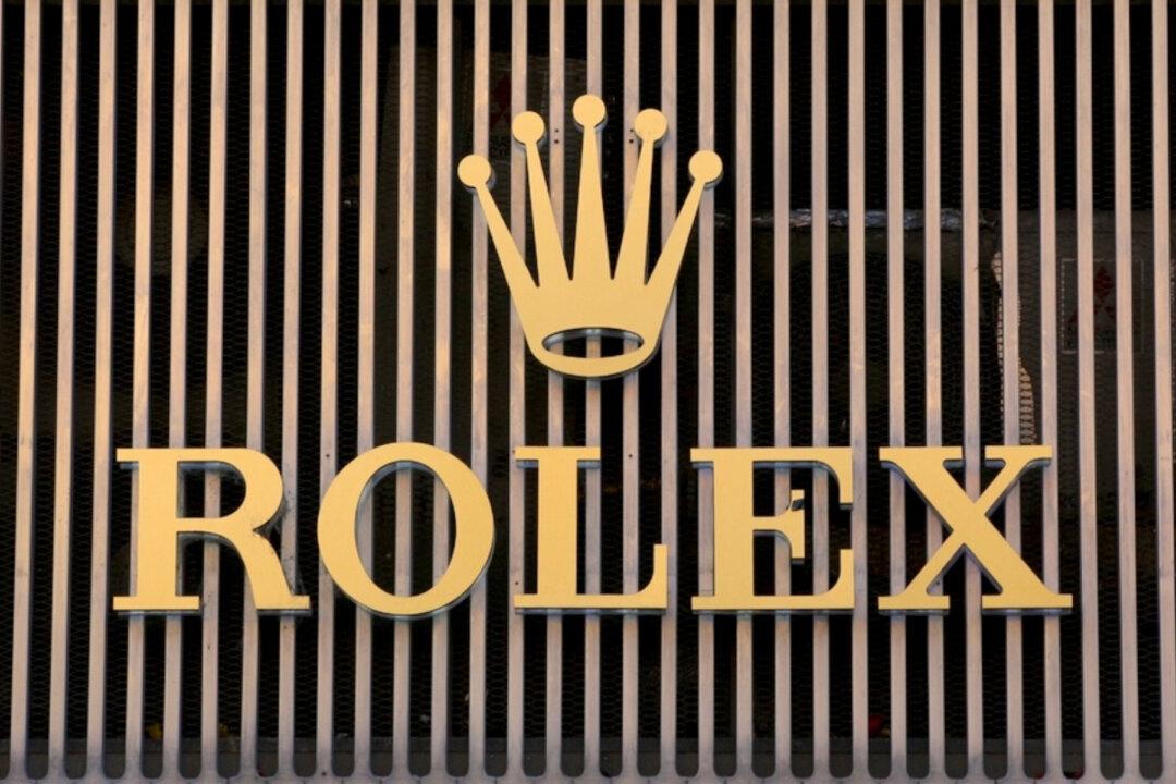 Veteran Was Left Speechless Upon Learning the Value of His 1960 Rolex GMT Watch