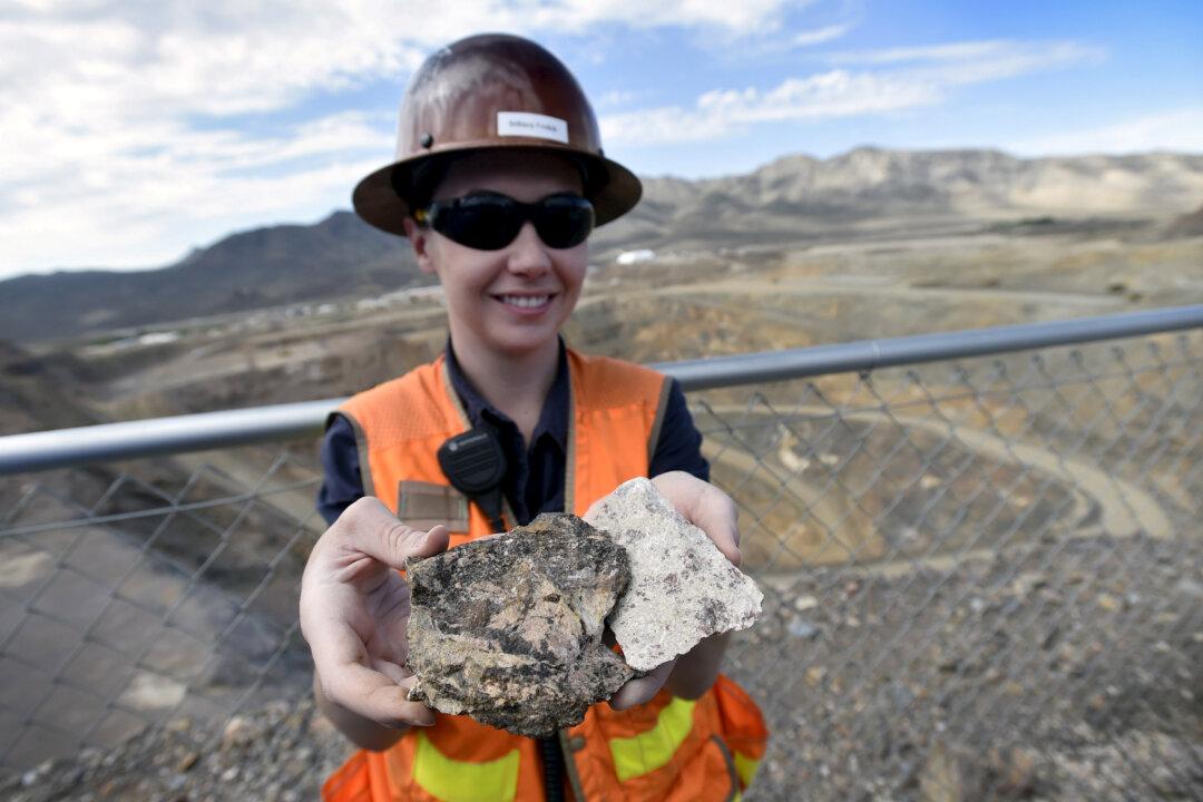 US Rare Earth Element Processors to Help Break China Stranglehold