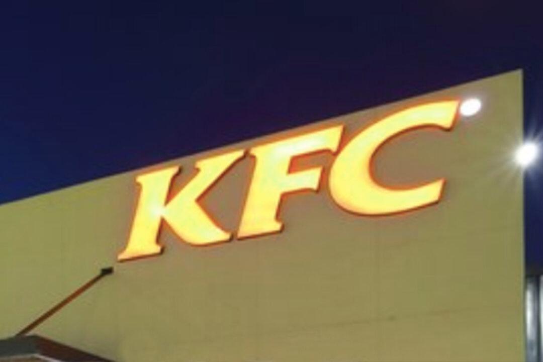 Couple Mocked Online for Getting Engaged at KFC–Then Companies Step In to Fund Their Dream Wedding