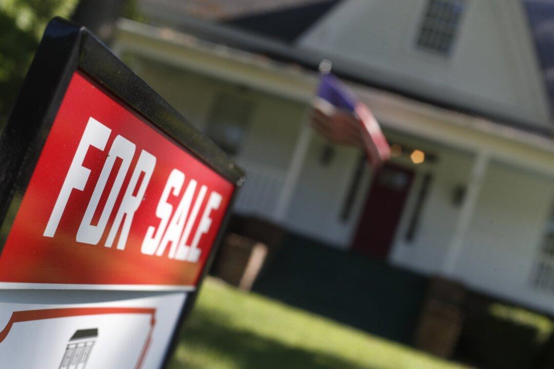 Stronger Mortgage Demand Suggests Tailwind for Housing Market