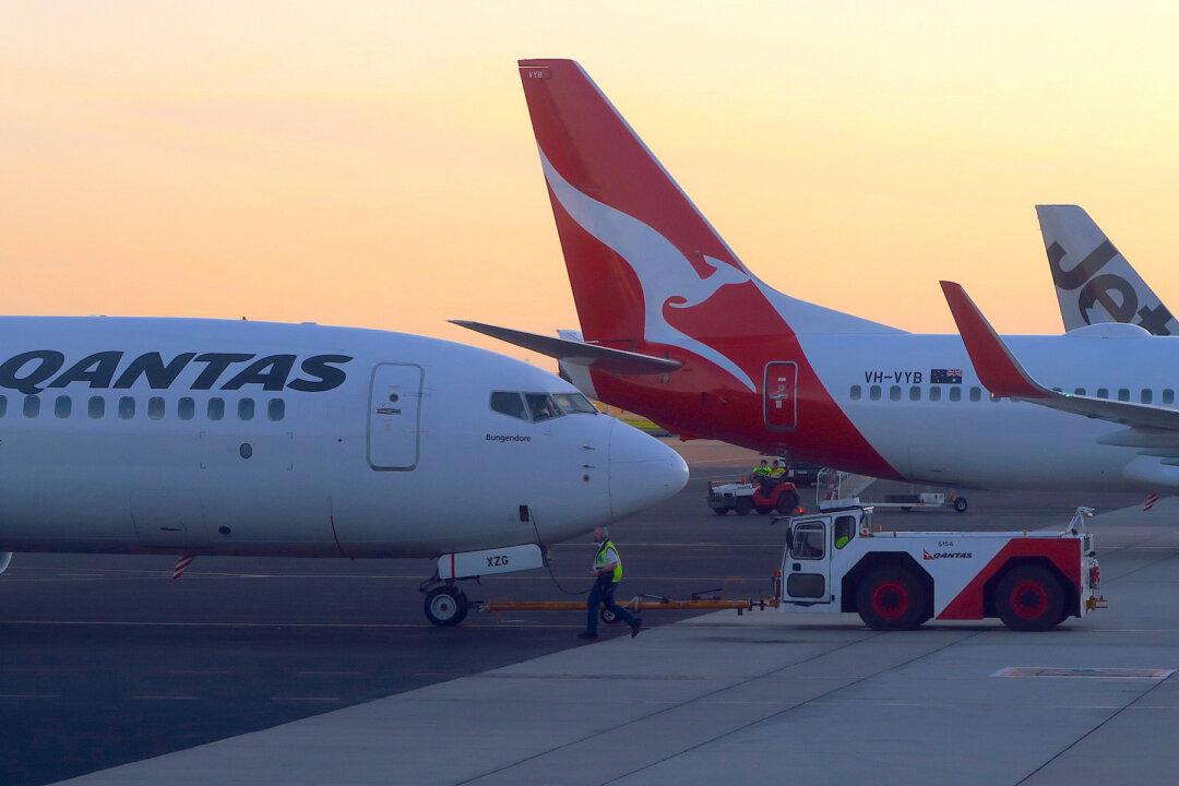 Qantas Cut Flights to China, Earnings to Be Hit by Coronavirus