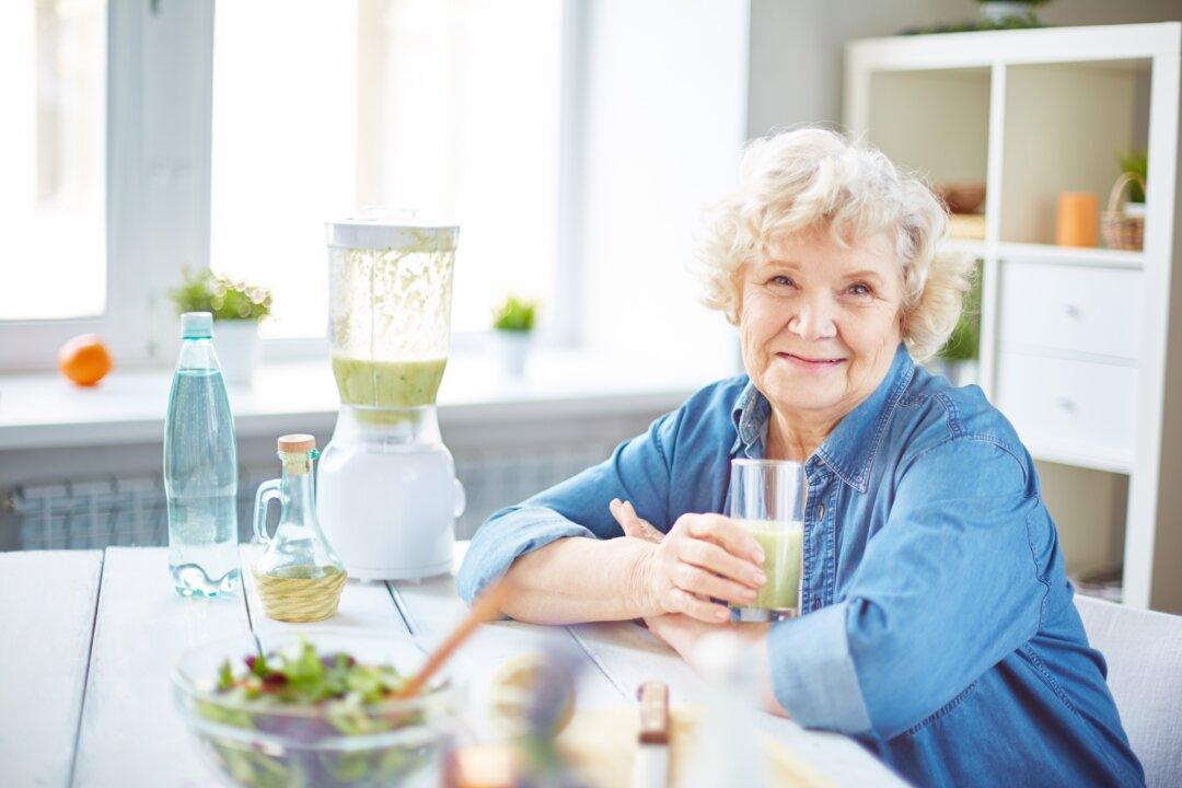 Older People Need to Stay Hydrated—Here’s How