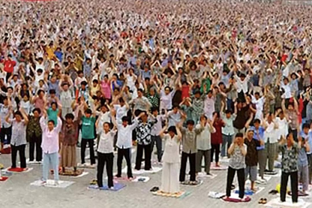 Photos: 100 Million People Practiced These Exercises by 1999, but Where Are They Now?