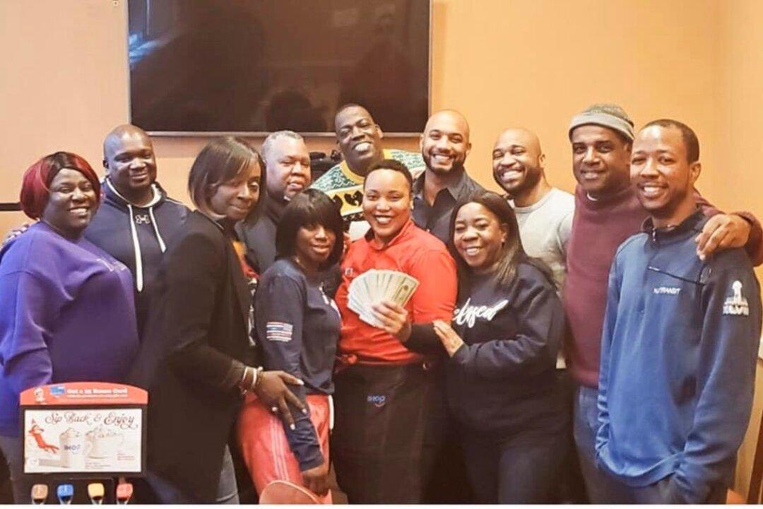 Diners Shock New Jersey Waitress With $1,200 Tip