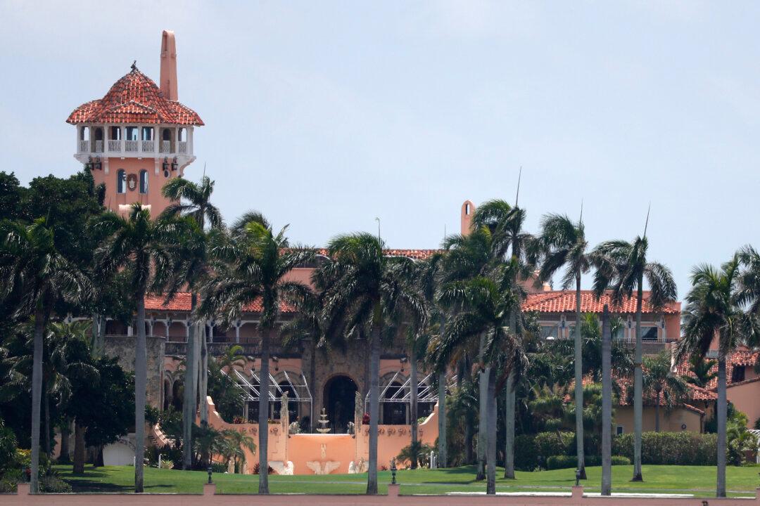 Chinese National Arrested for Illegally Entering Mar-a-Lago